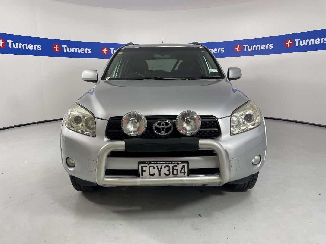 Photo '2' of Toyota Rav4