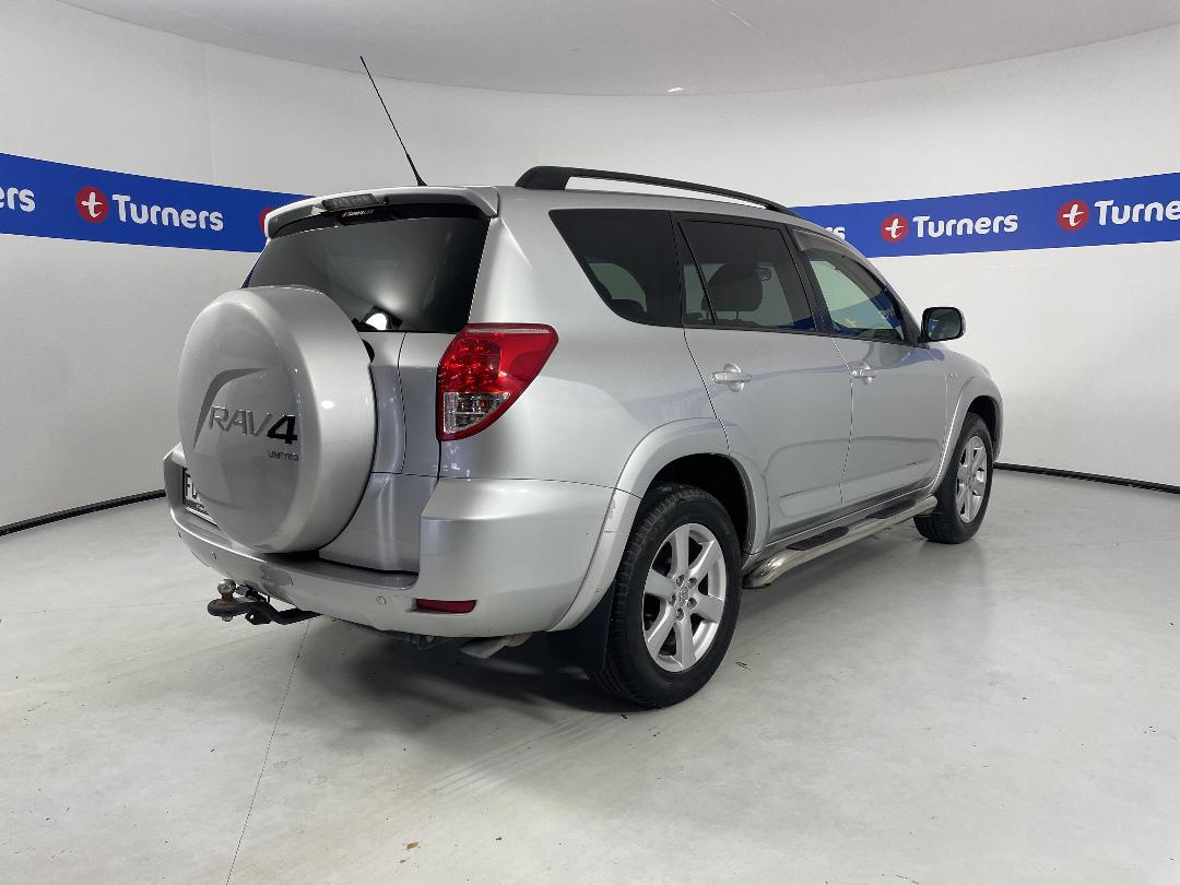 Photo '7' of Toyota Rav4