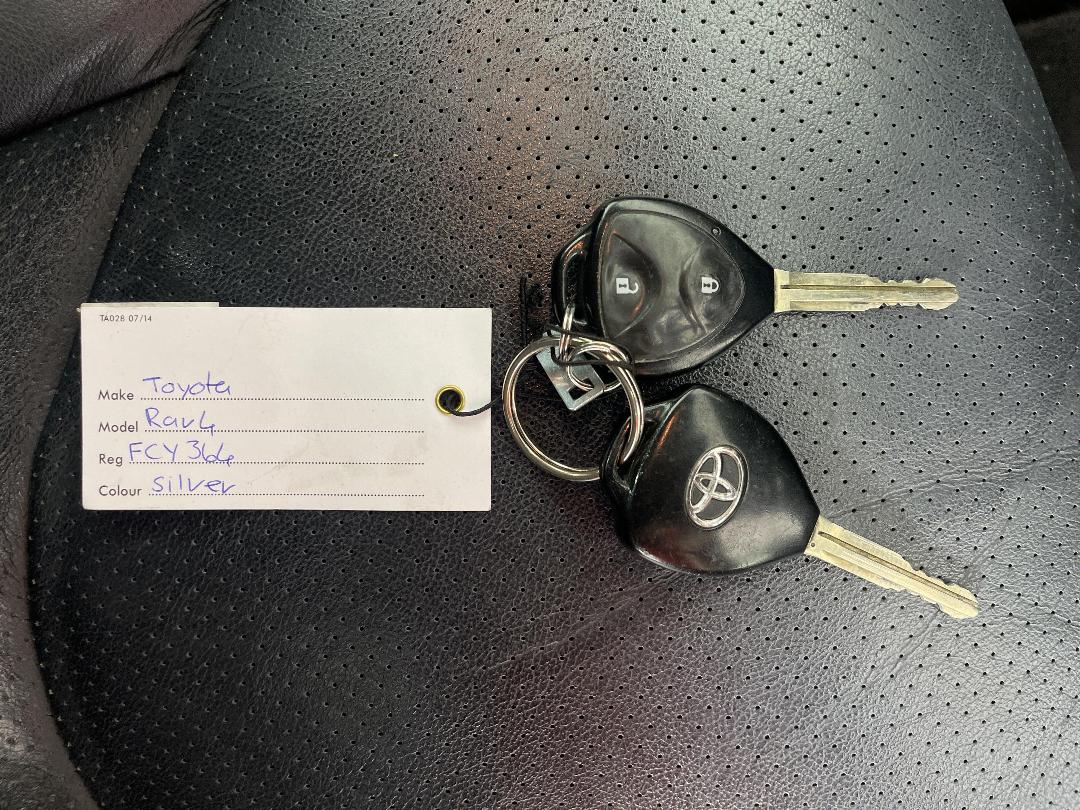 Photo '22' of Toyota Rav4