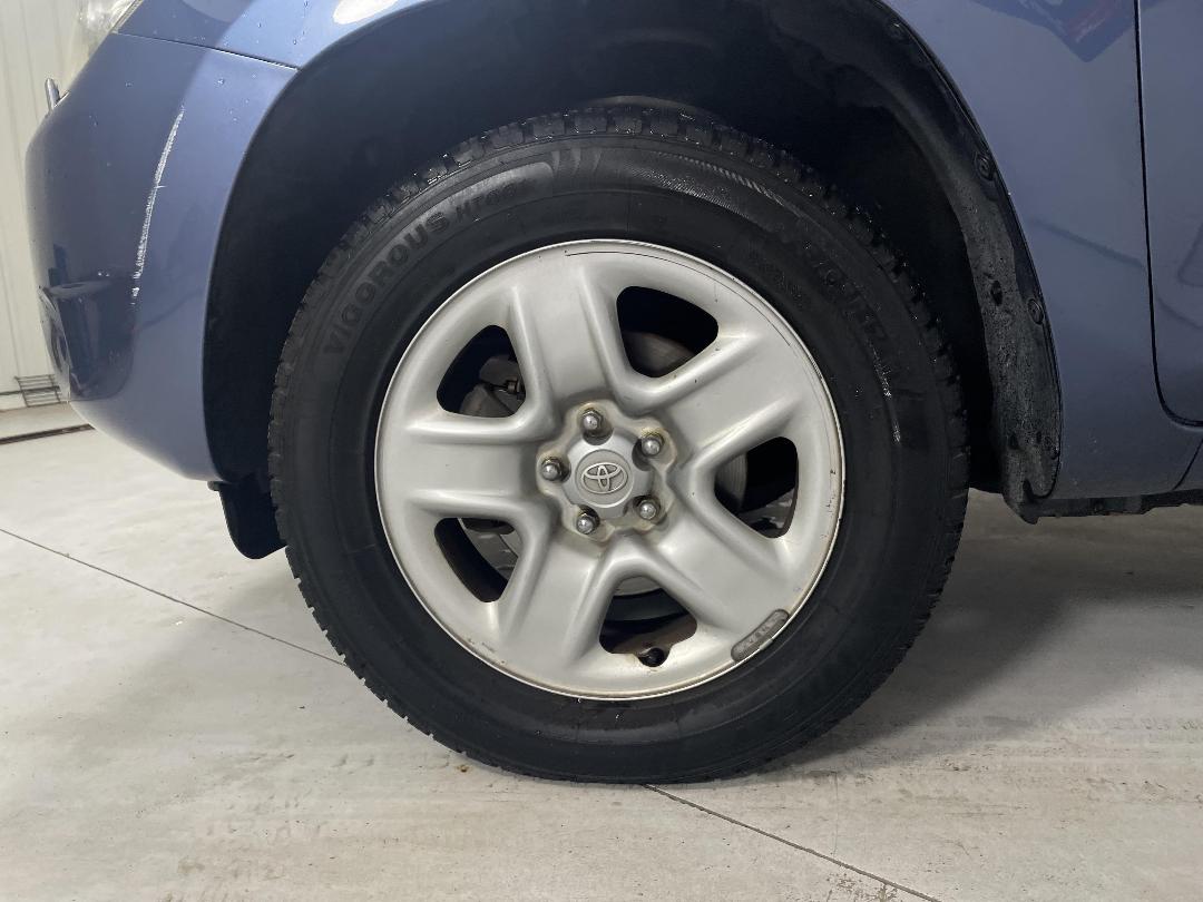 Photo '10' of Toyota Rav4 Photo '10' of Toyota Rav4