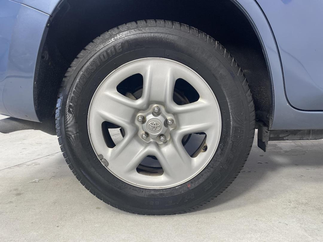 Photo '12' of Toyota Rav4 Photo '12' of Toyota Rav4