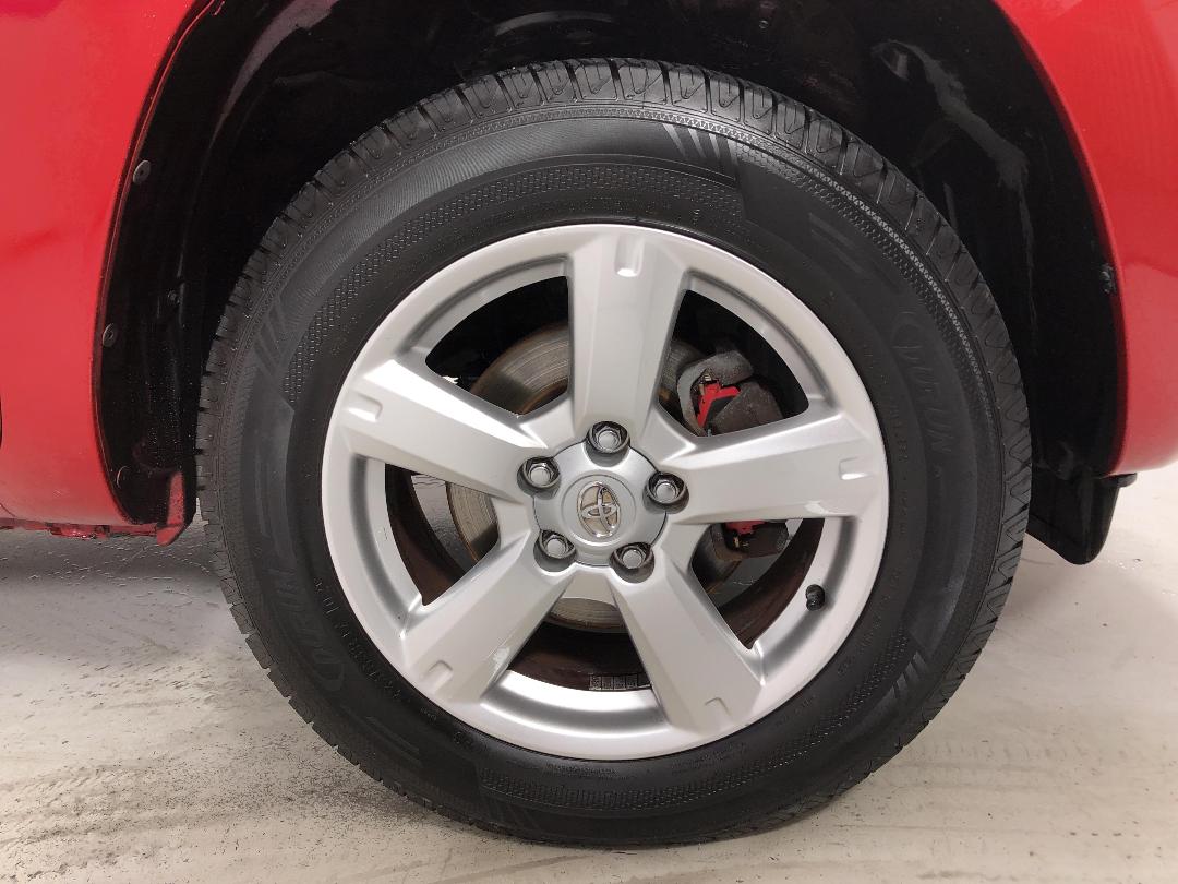 Photo '9' of Toyota Rav4