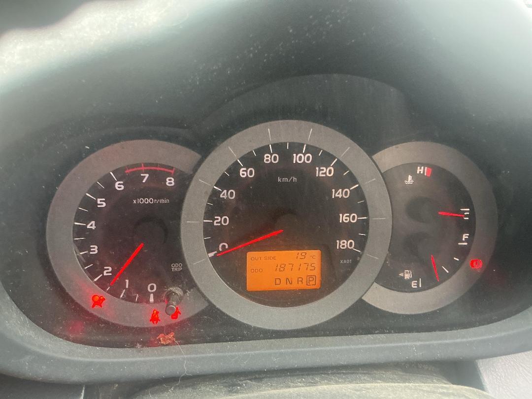 Photo '19' of Toyota Rav4 Photo '19' of Toyota Rav4