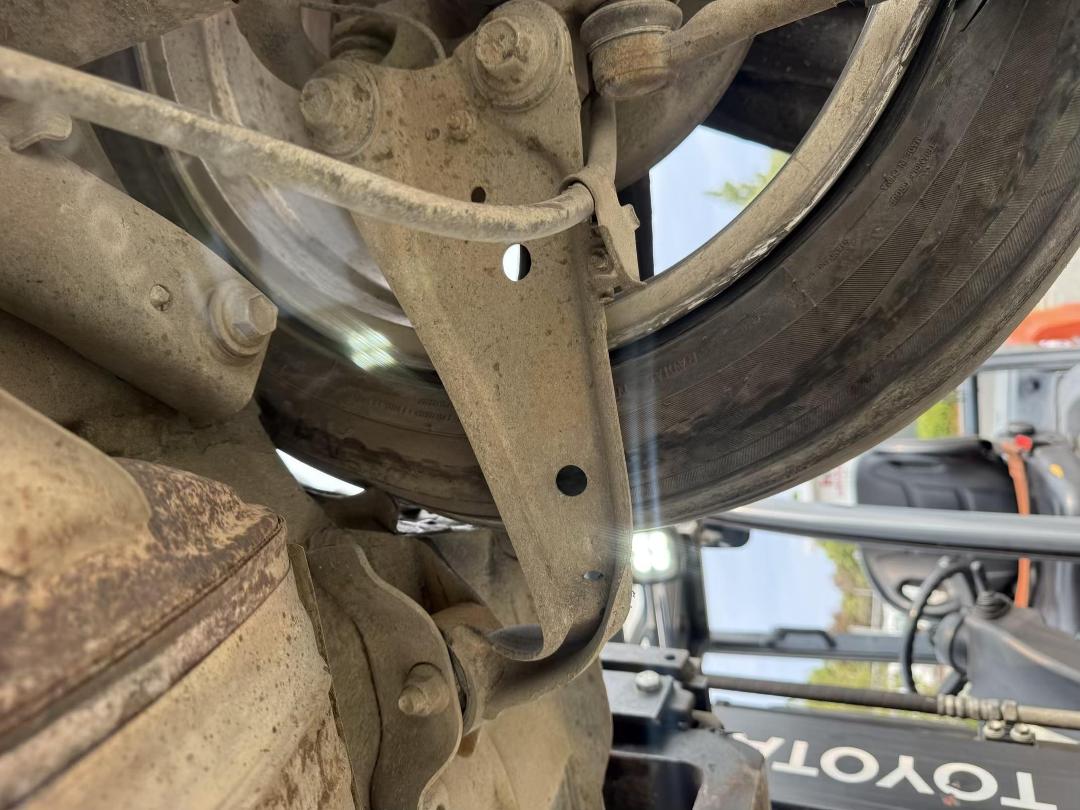 Photo '10' of Toyota Rav4