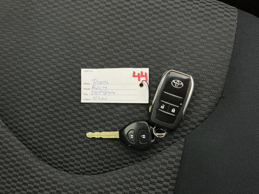 Photo '22' of Toyota Rav4