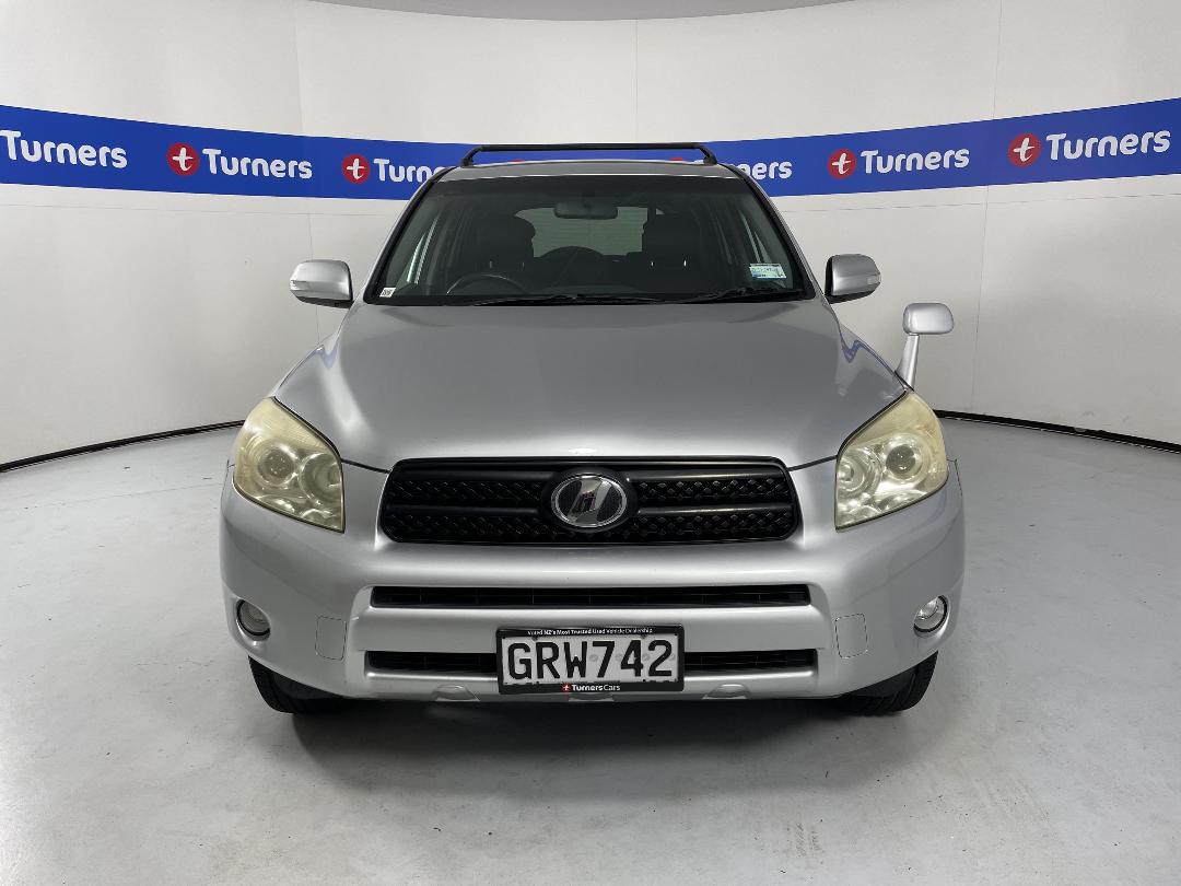 Photo '2' of Toyota Rav4