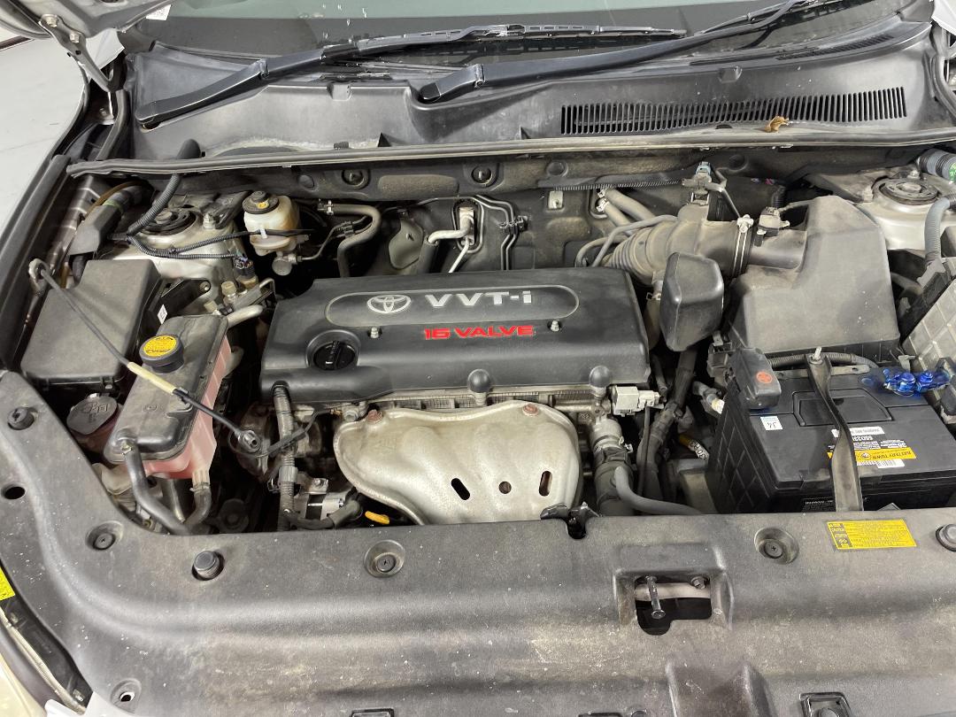 Photo '13' of Toyota Rav4