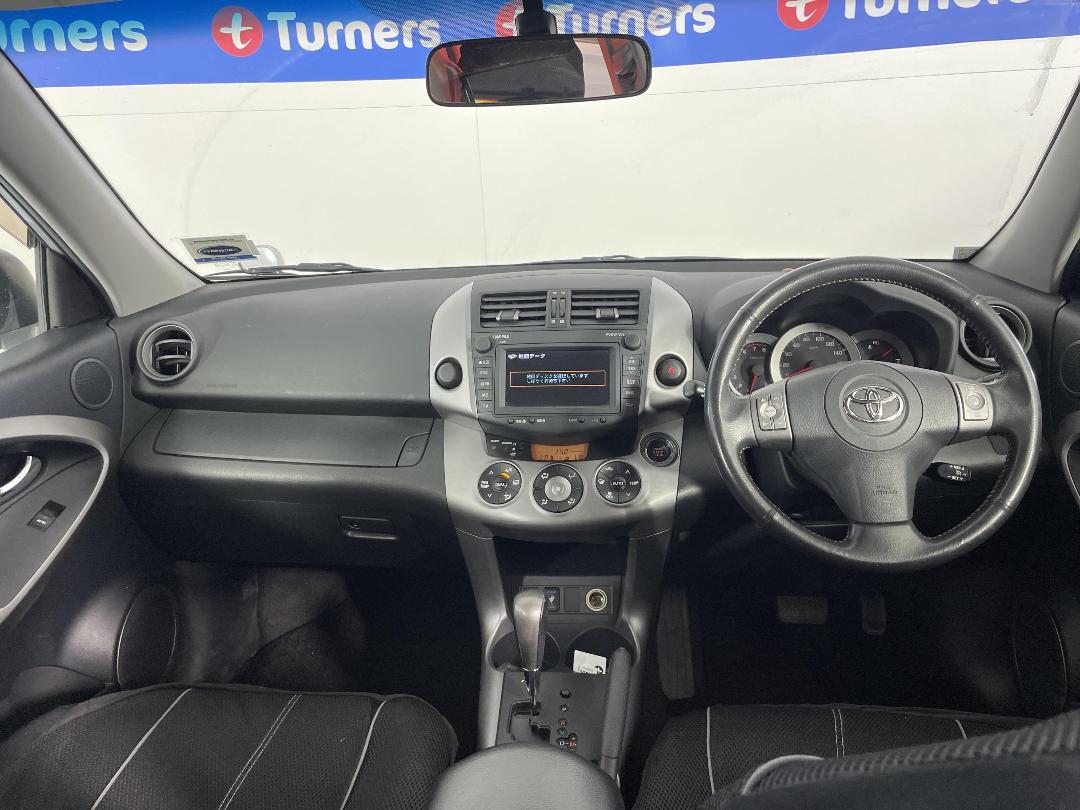 Photo '17' of Toyota Rav4