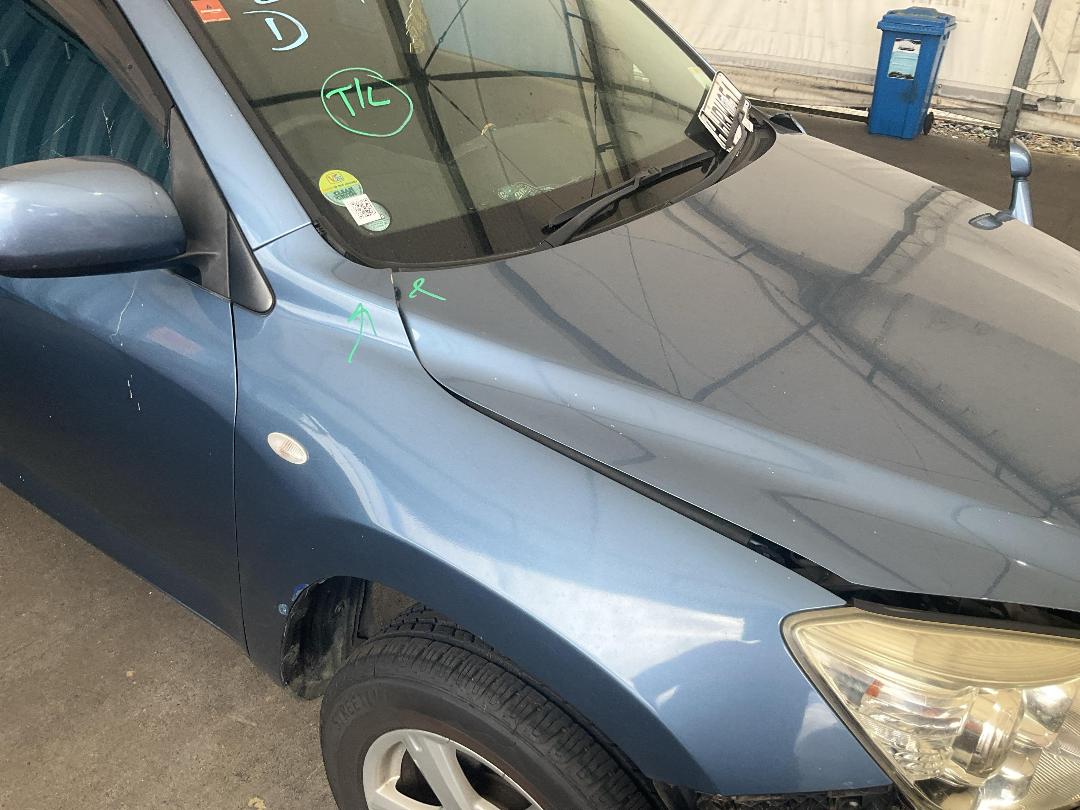 Photo '4' of Toyota Rav4