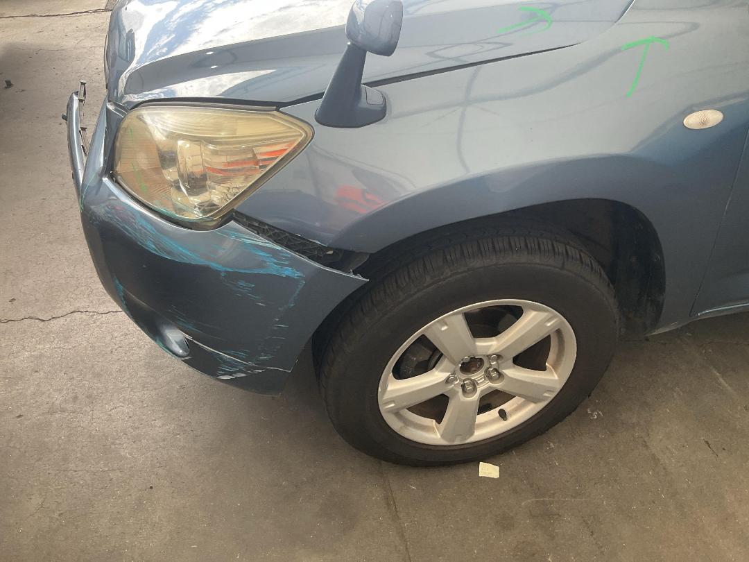 Photo '7' of Toyota Rav4