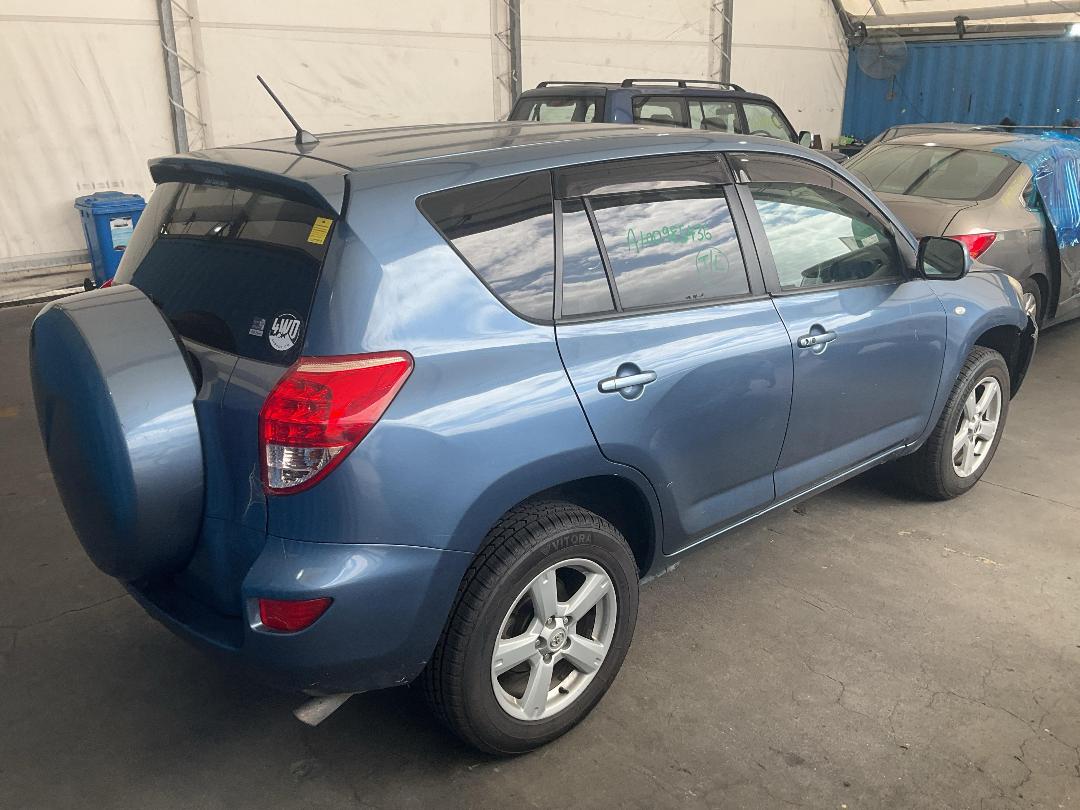 Photo '14' of Toyota Rav4