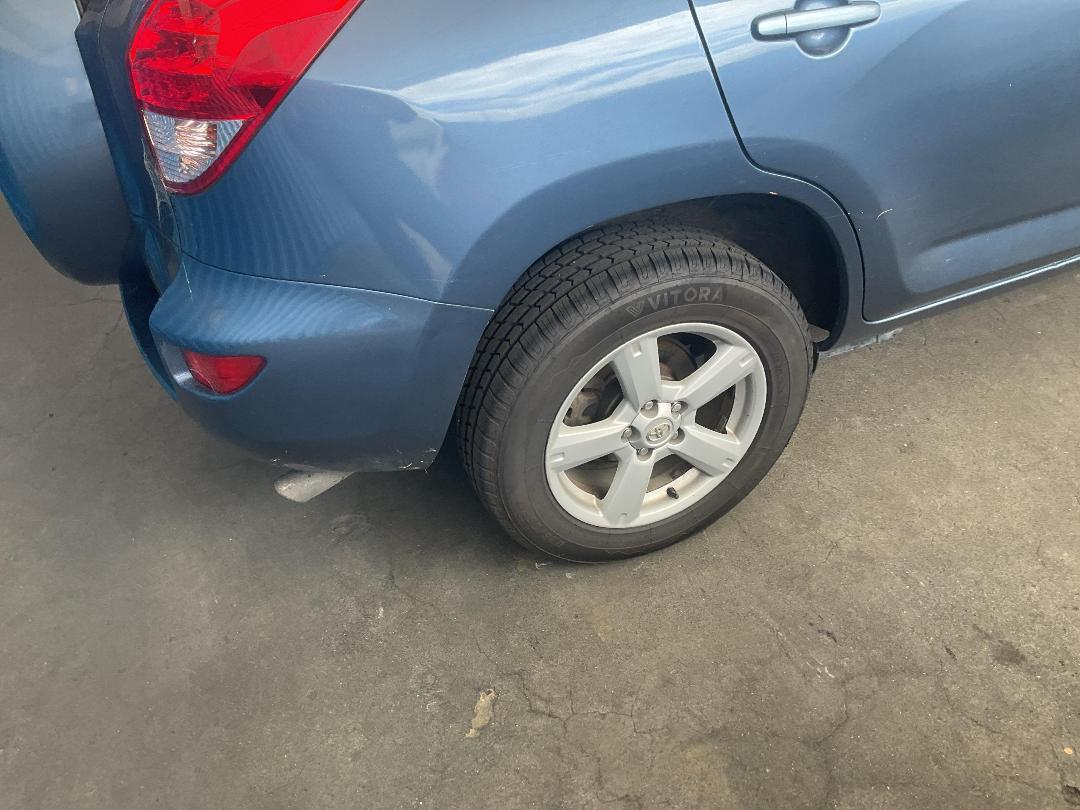 Photo '15' of Toyota Rav4