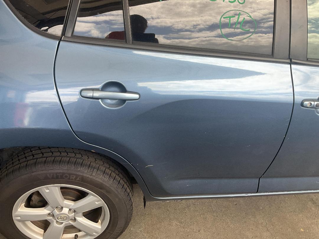 Photo '16' of Toyota Rav4