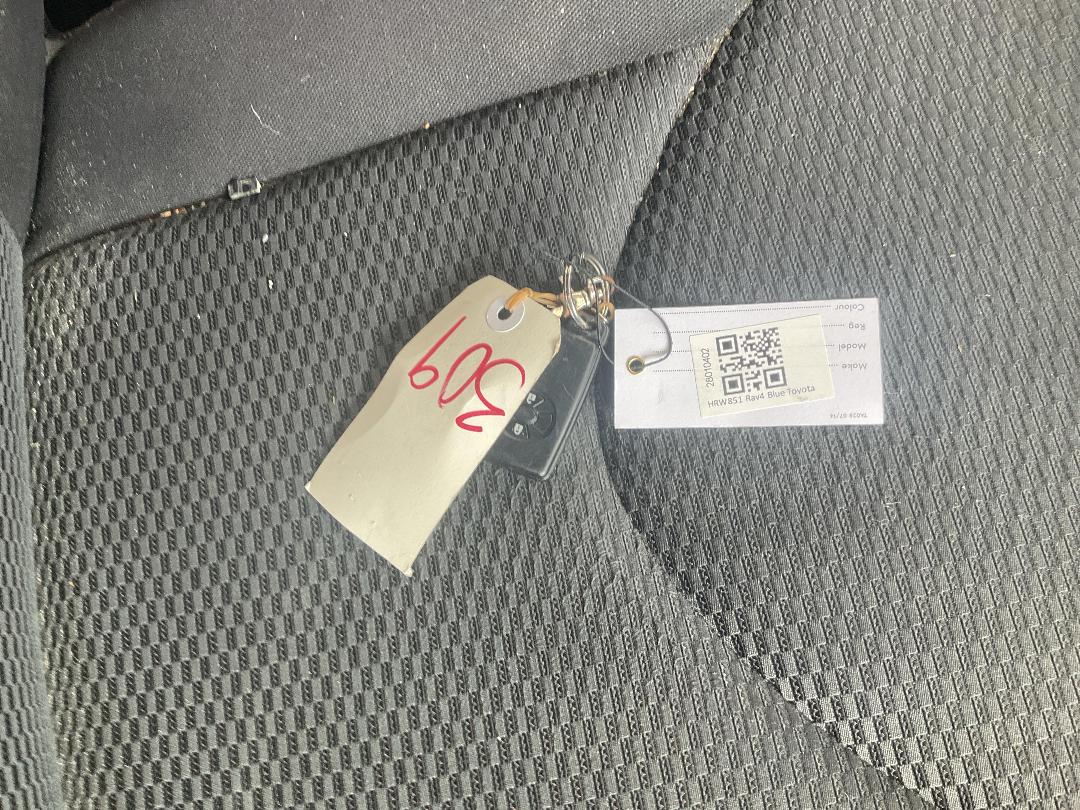 Photo '20' of Toyota Rav4