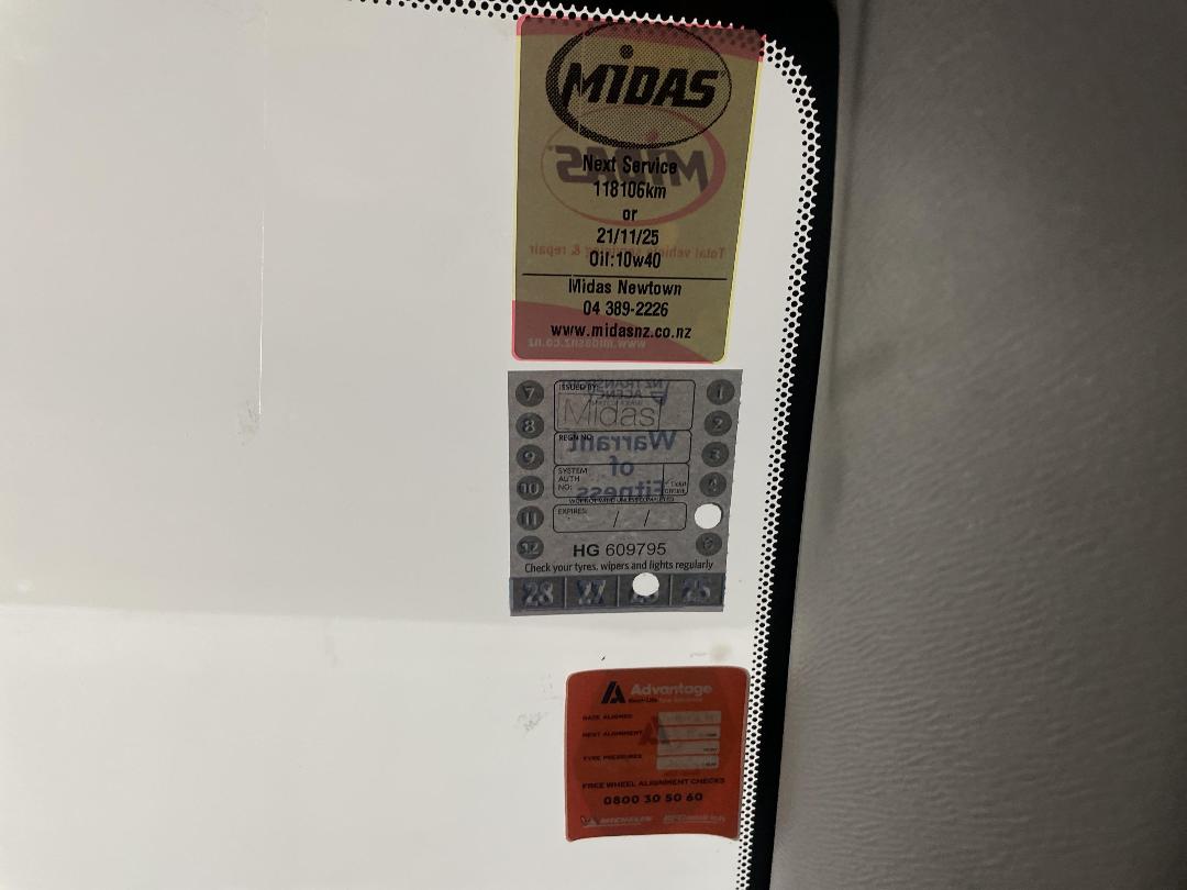 Photo '30' of Toyota Rav4 Photo '30' of Toyota Rav4