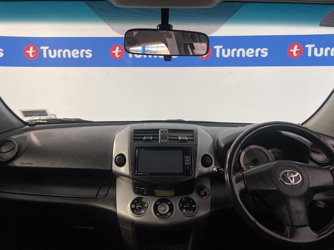 Photo '17' of Toyota Rav4