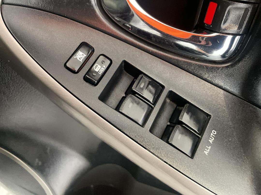 Photo '23' of Toyota Rav4