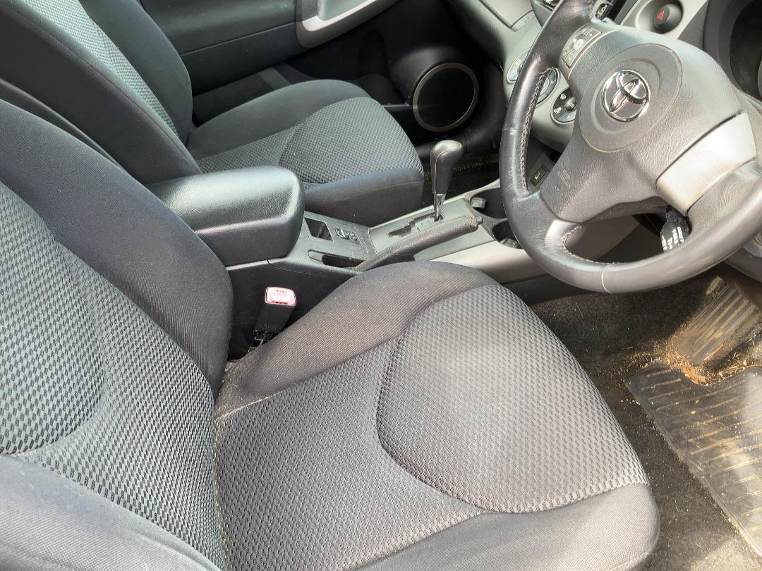 Photo '10' of Toyota Rav4 LTD