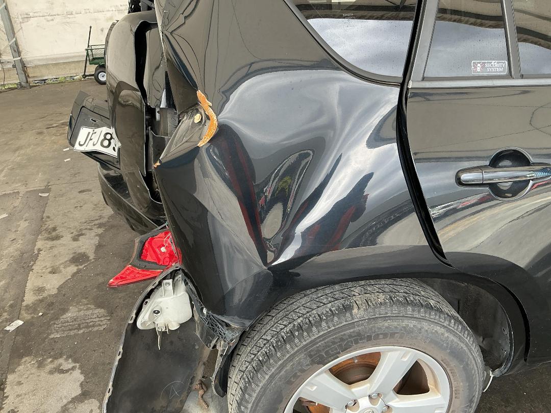 Photo '24' of Toyota RAV4