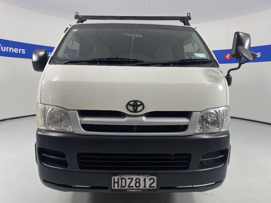 Photo '2' of Toyota Regius