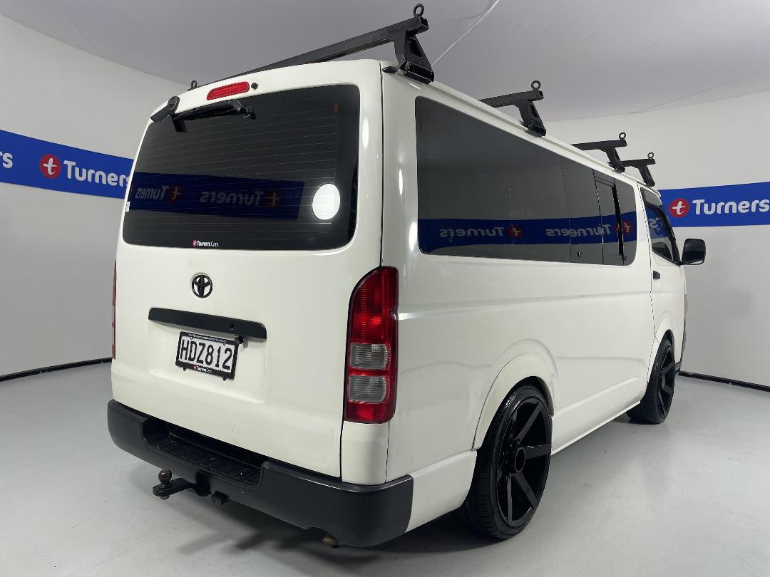 Photo '7' of Toyota Regius