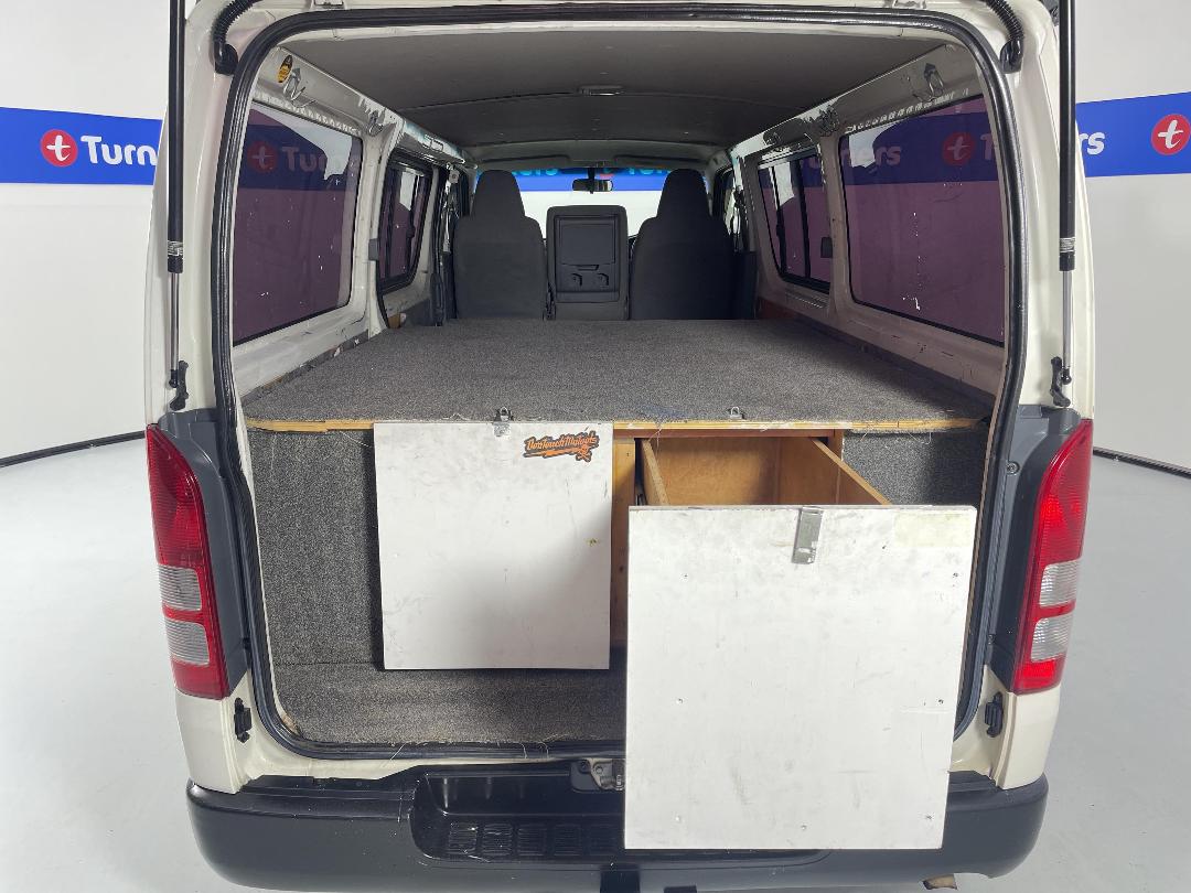 Photo '14' of Toyota Regius