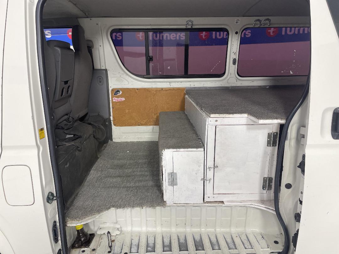 Photo '19' of Toyota Regius