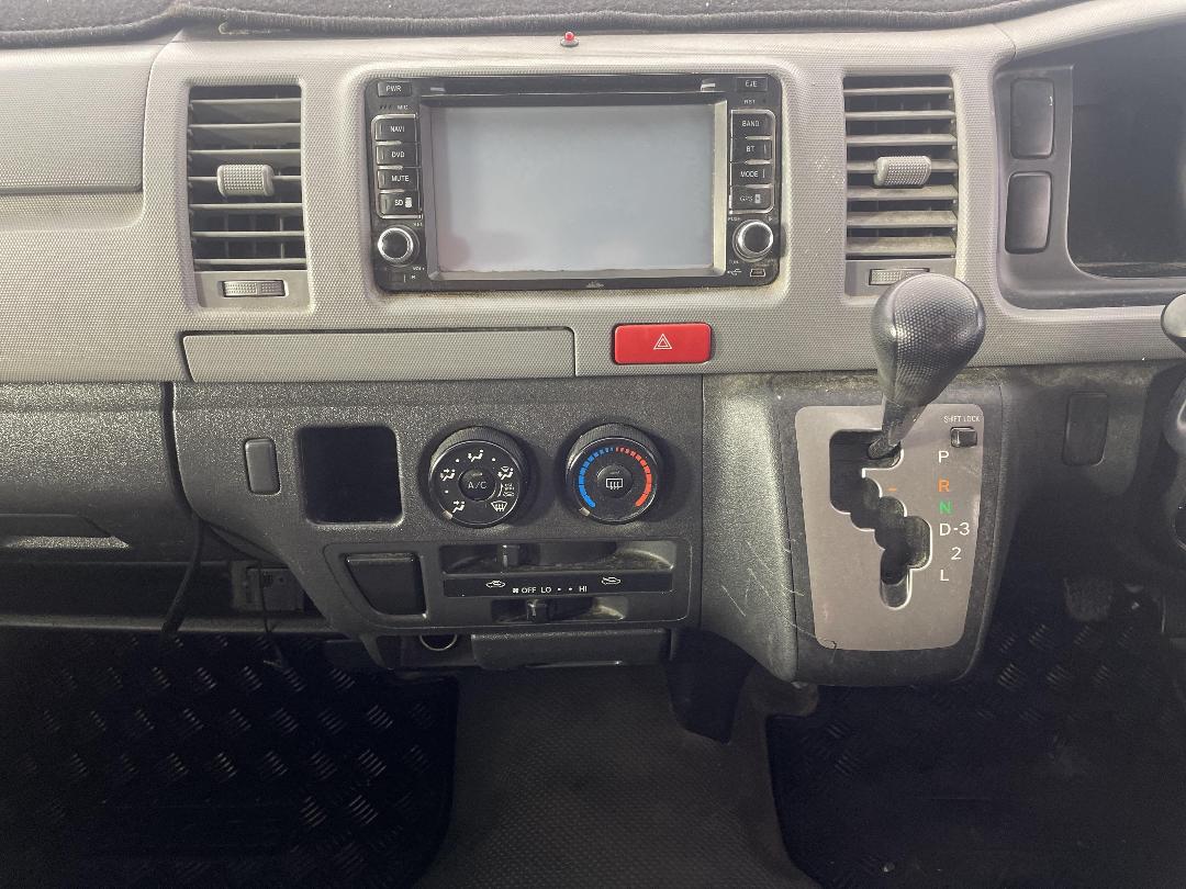 Photo '18' of Toyota Regius