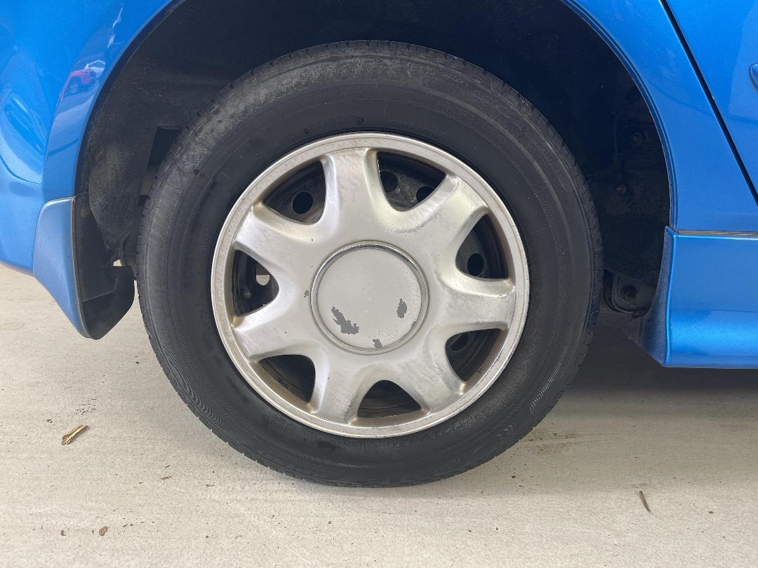 Photo '12' of Toyota Runx Photo '12' of Toyota Runx