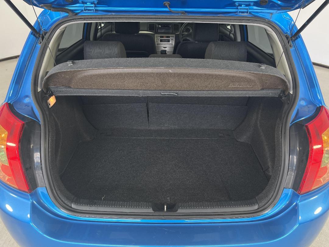 Photo '14' of Toyota Runx Photo '14' of Toyota Runx