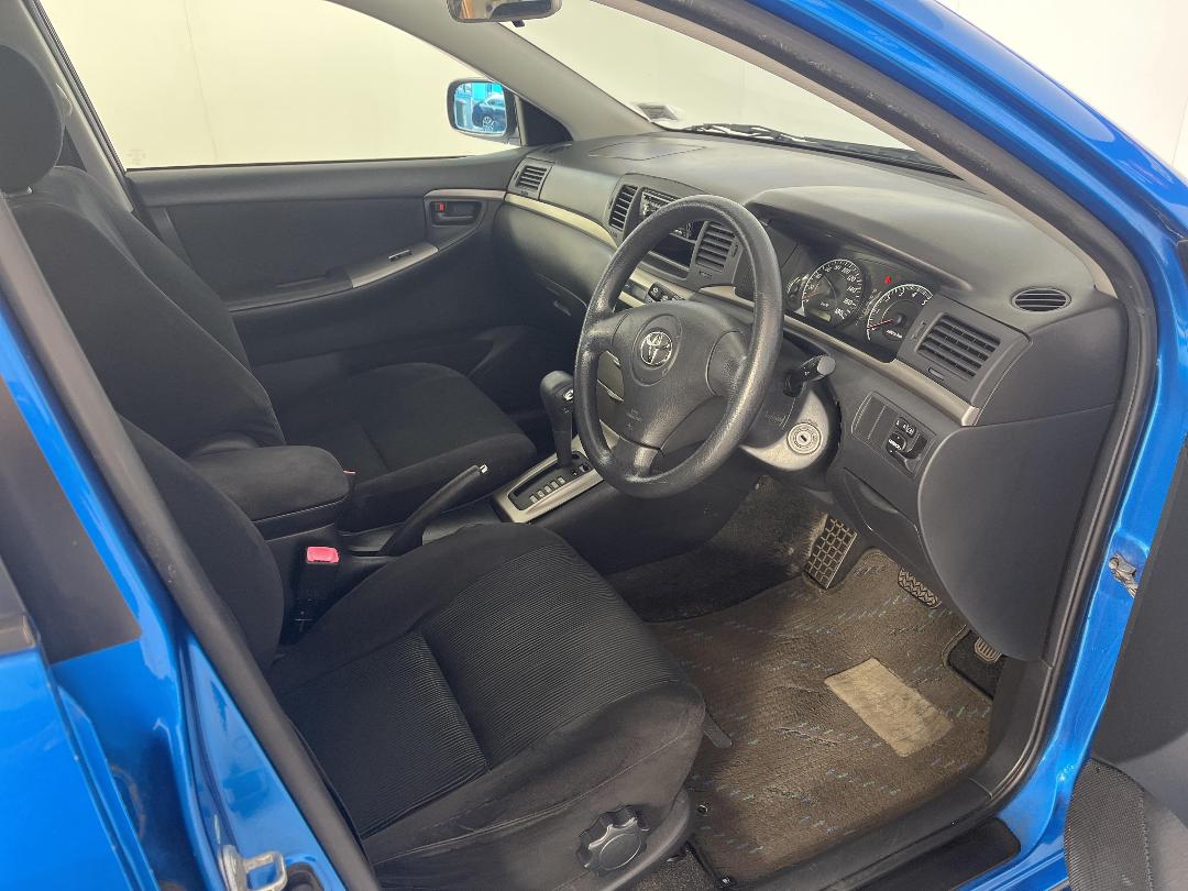 Photo '16' of Toyota Runx Photo '16' of Toyota Runx