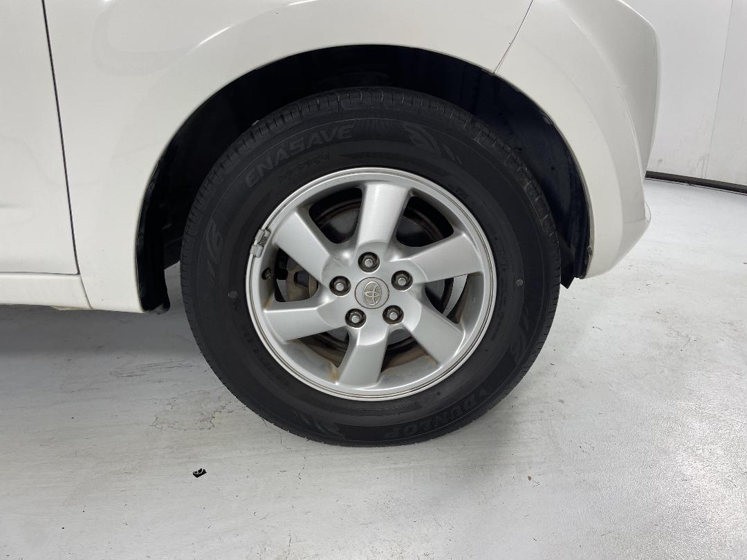 Photo '9' of Toyota Rush