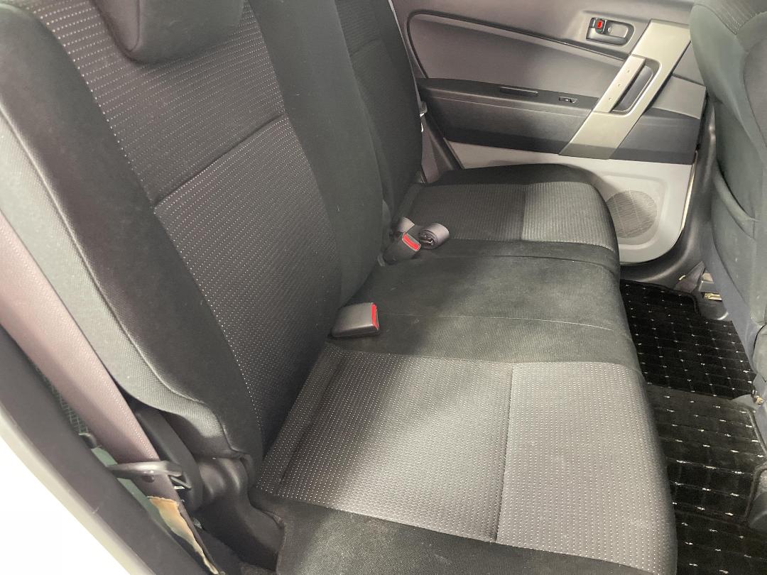 Photo '20' of Toyota Rush