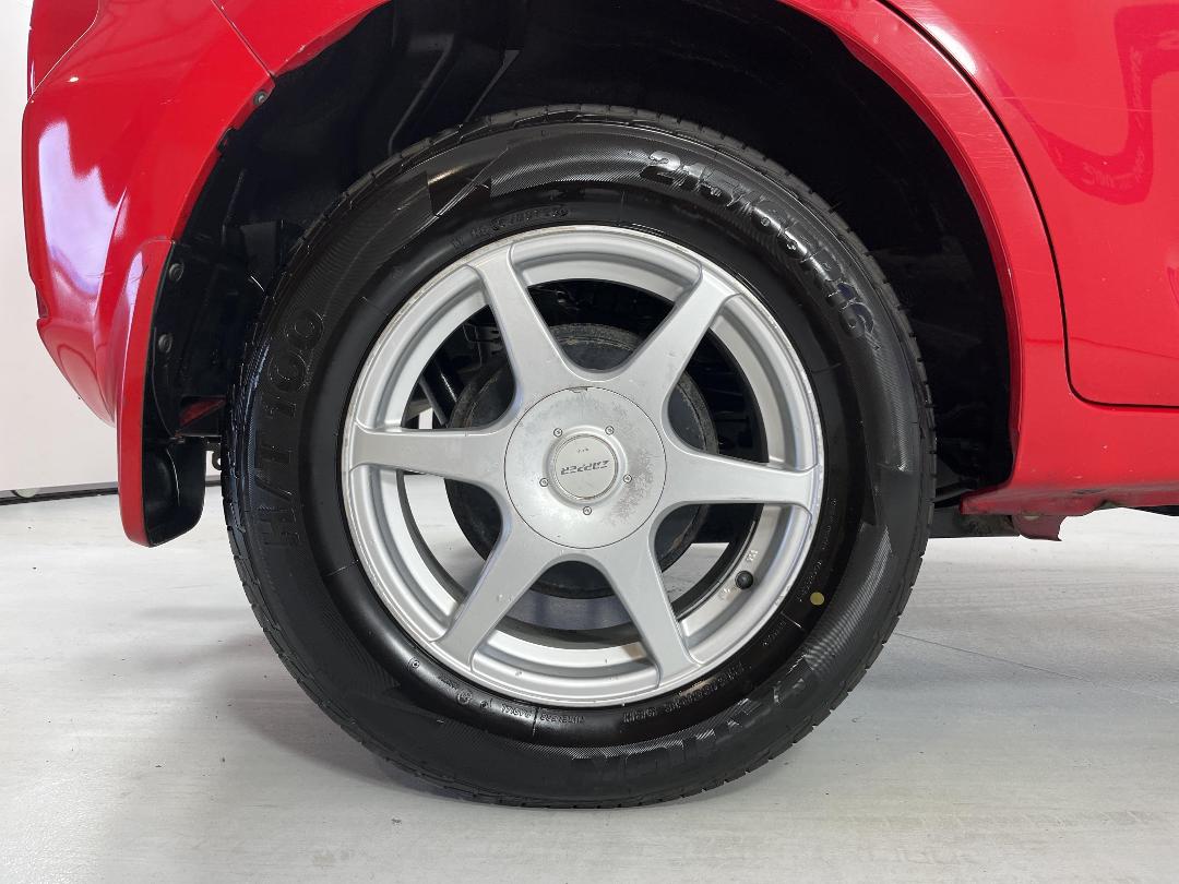 Photo '12' of Toyota Rush