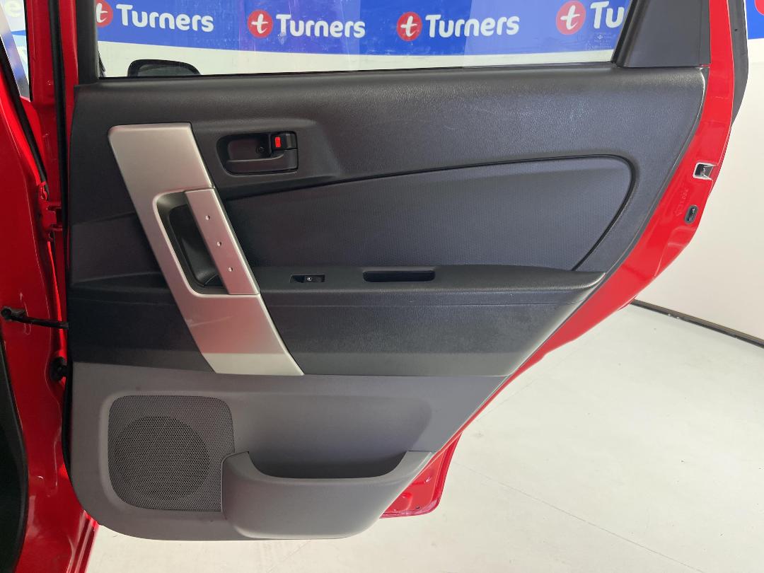 Photo '19' of Toyota Rush