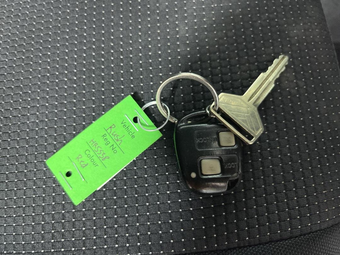 Photo '22' of Toyota Rush