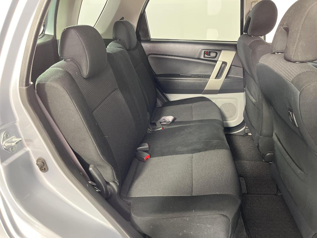 Photo '20' of Toyota Rush Photo '20' of Toyota Rush