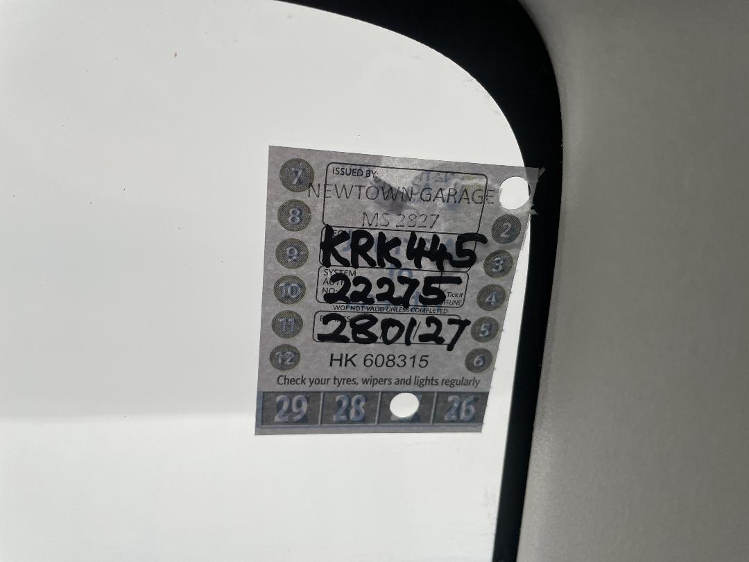 Photo '30' of Toyota Rush Photo '30' of Toyota Rush