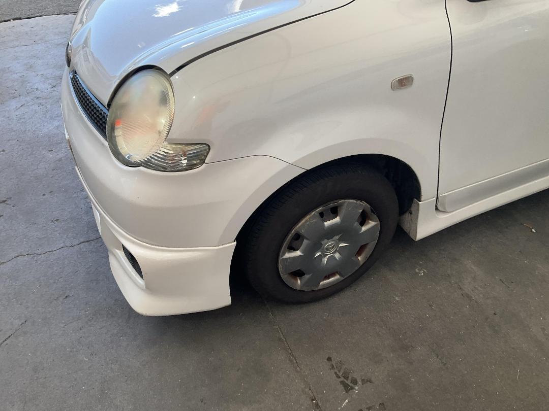 Photo '6' of Toyota Sienta