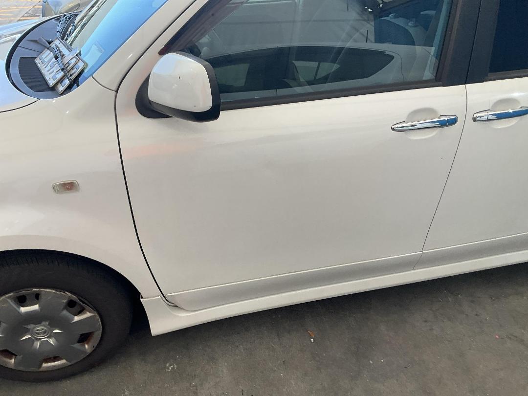 Photo '7' of Toyota Sienta