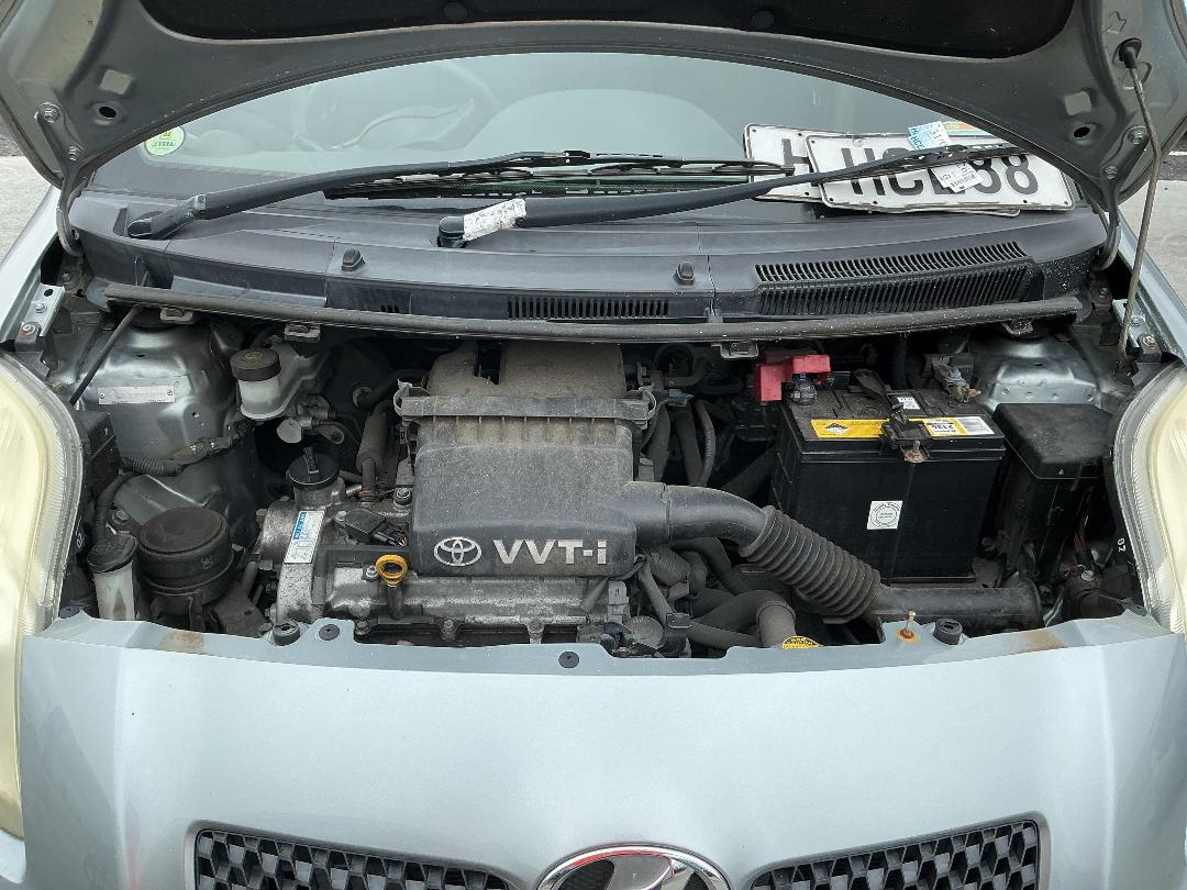 Photo '26' of Toyota Vitz Photo '26' of Toyota Vitz