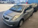 Thumbnail '3' of Toyota Vitz