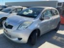 Thumbnail '3' of Toyota Vitz