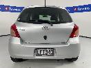 Thumbnail '6' of Toyota Vitz