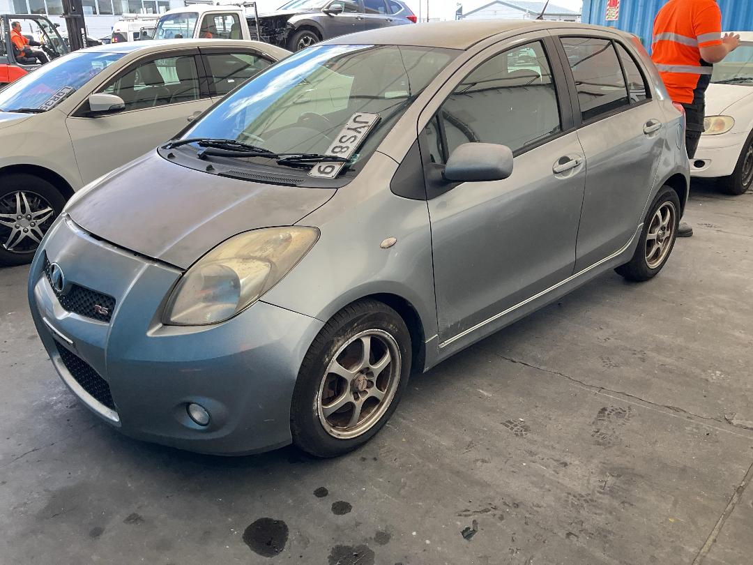 Photo '3' of Toyota Vitz RS Photo '3' of Toyota Vitz RS