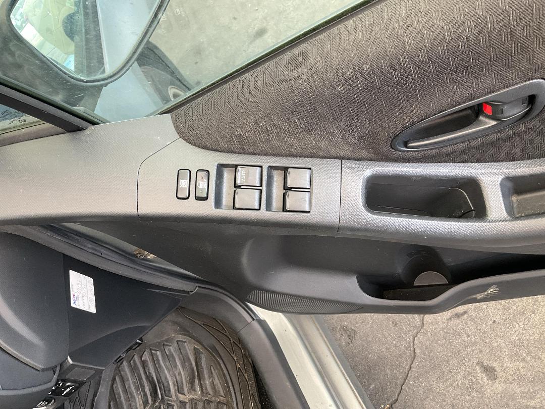 Photo '8' of Toyota Vitz RS Photo '8' of Toyota Vitz RS