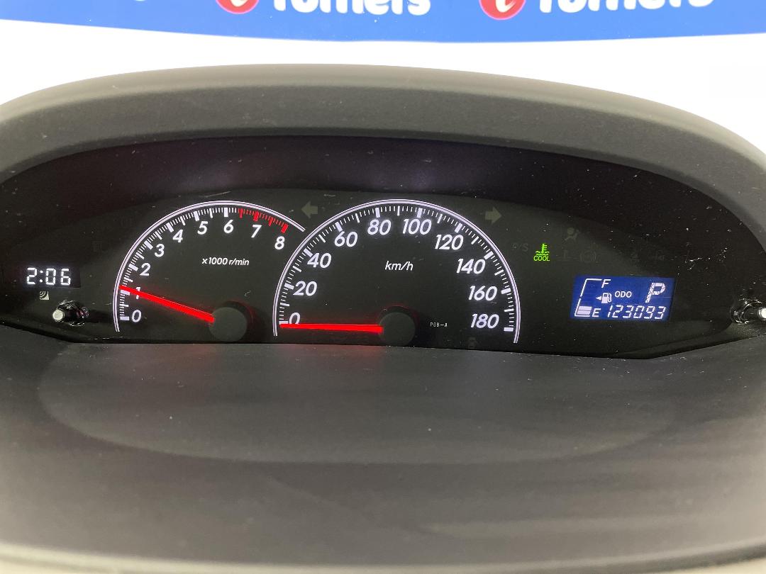 Photo '21' of Toyota Vitz