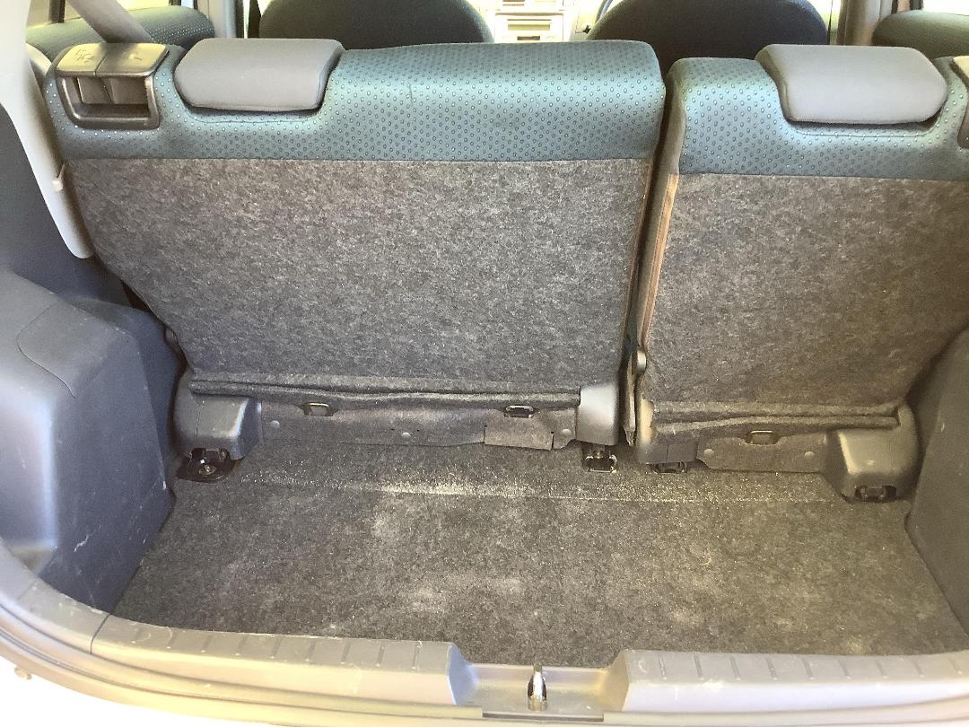 Photo '7' of Toyota Vitz Photo '7' of Toyota Vitz