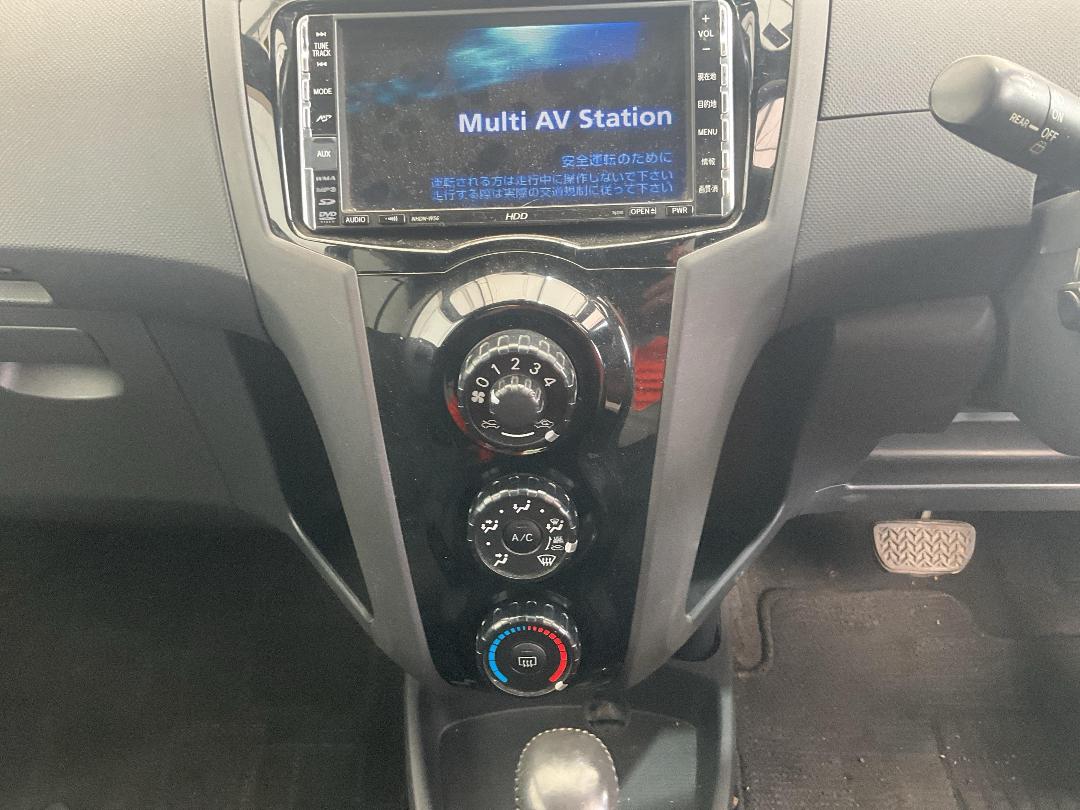 Photo '9' of Toyota Vitz RS