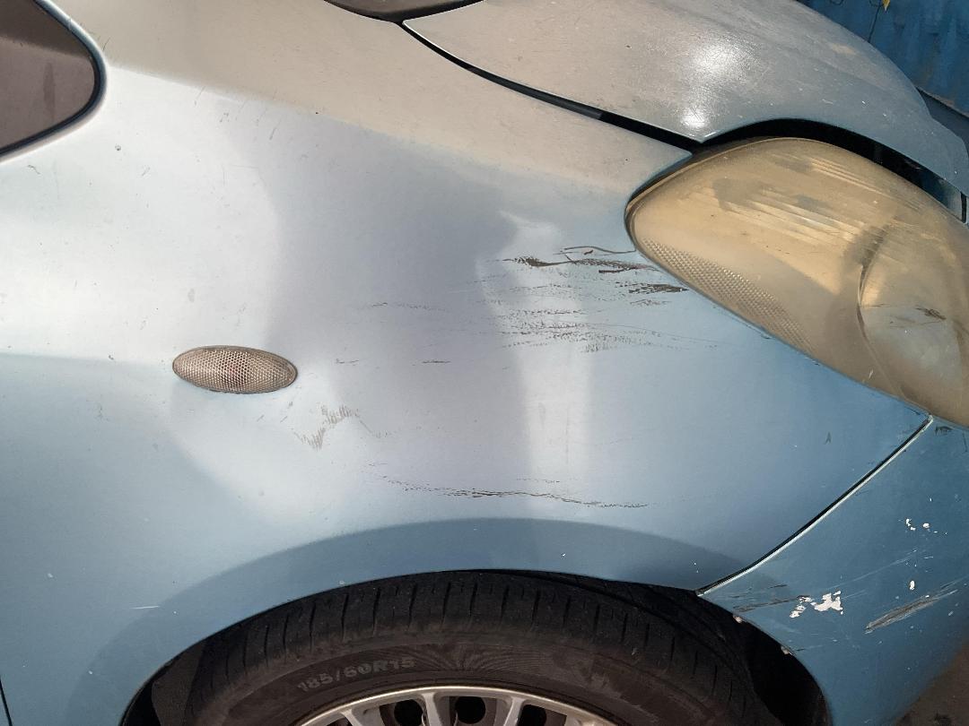 Photo '8' of Toyota Vitz